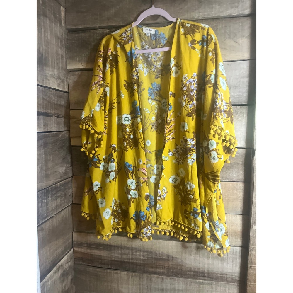 Umgee USA Mustard Yellow Floral Pom Pom Trim Kimono Wrap Size S M